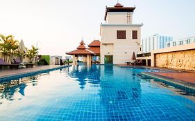 Aiyara Palace